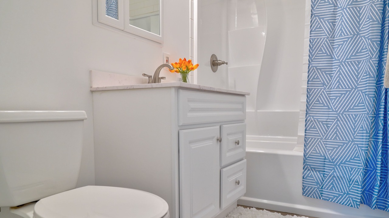 Photo of Bathroom in La Crescenta-Montrose