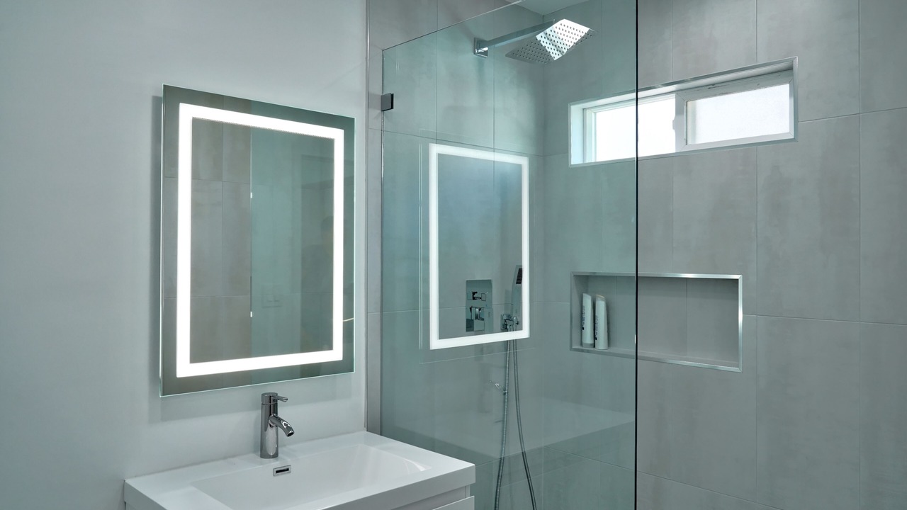 Photo of Bathroom in La Crescenta-Montrose