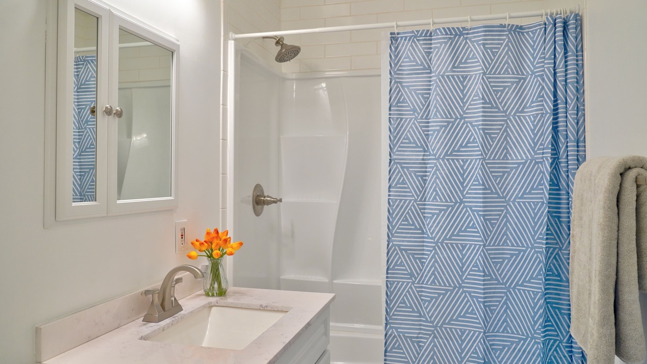 Photo of Bathroom in La Crescenta-Montrose