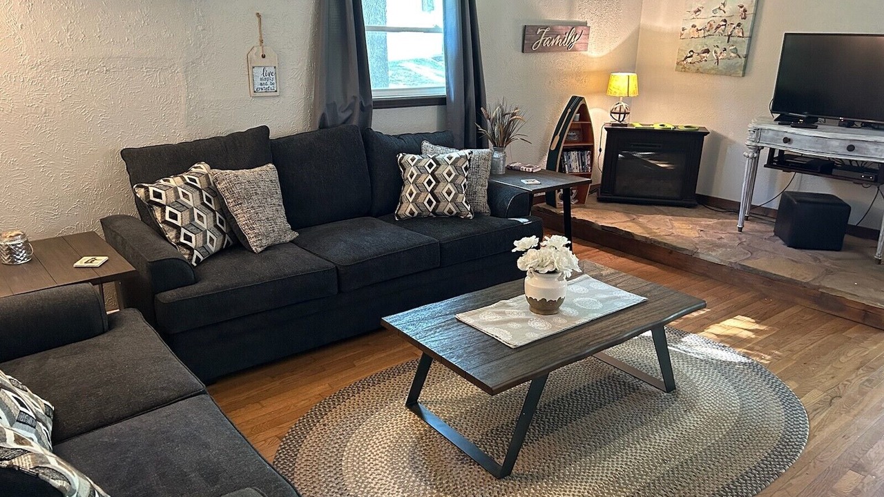 Photo of Livingroom in Milo