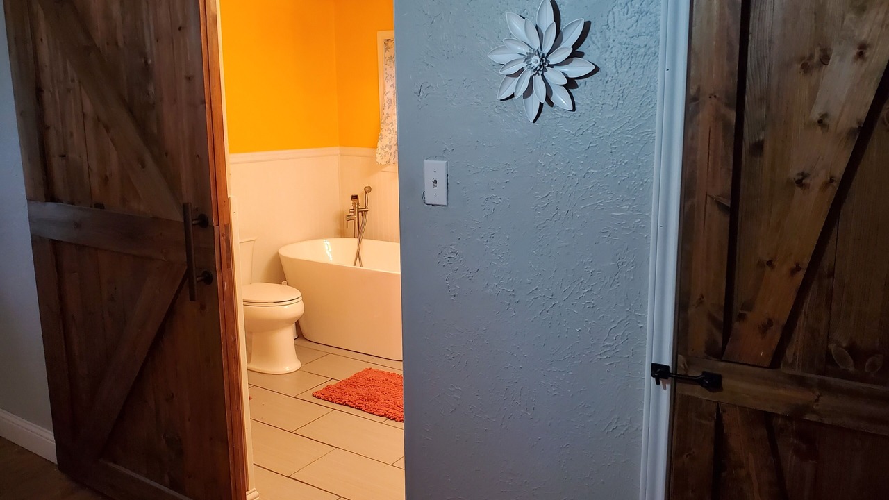 Photo of Bathroom in Milo