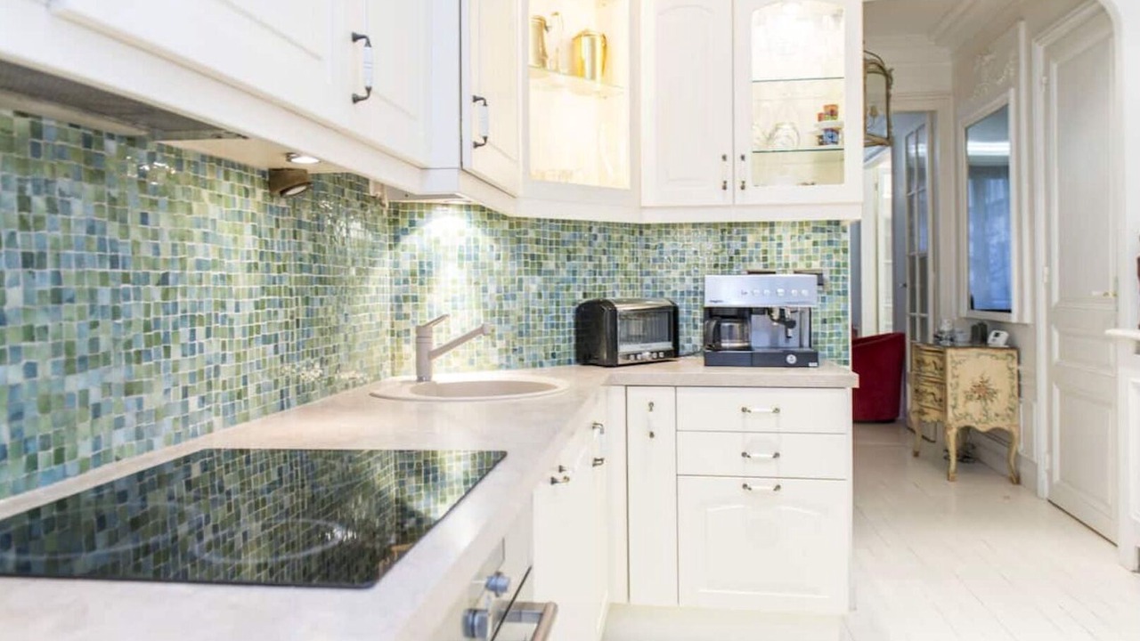 Photo of Kitchen in 16th Arrondissement
