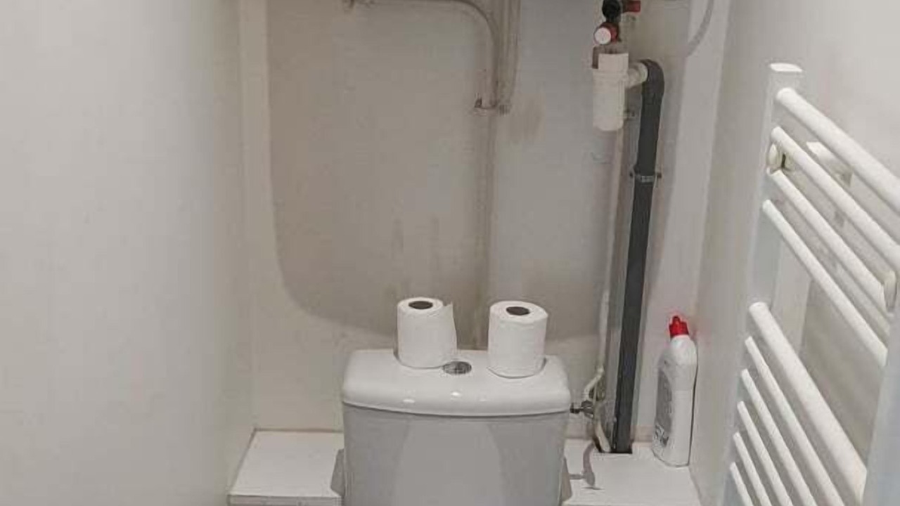 Photo of Bathroom in Zola - Pressense