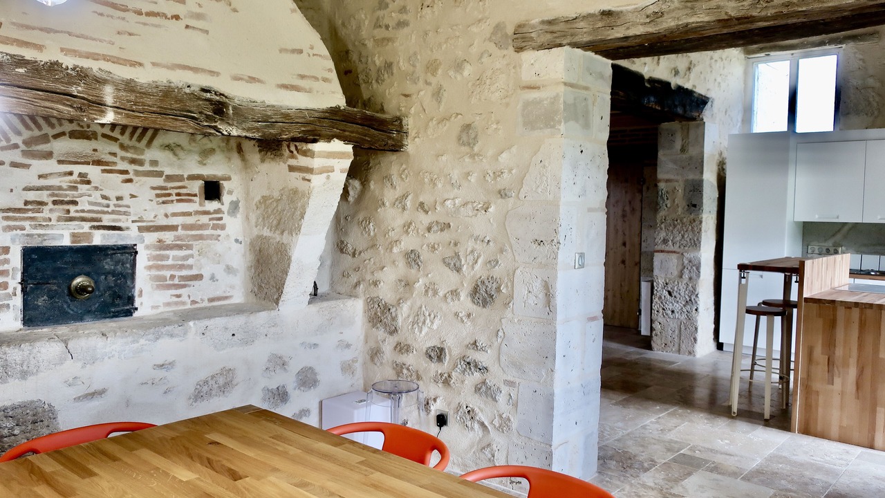 Photo of Others in Espiens