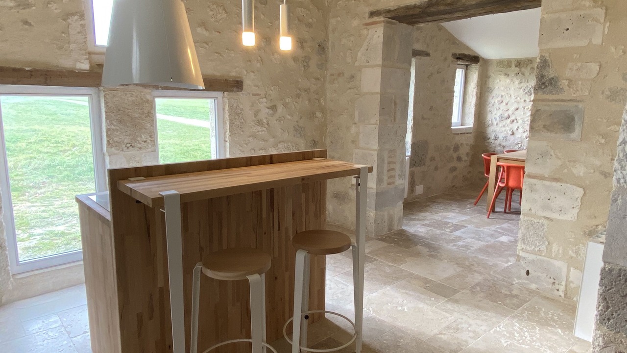 Photo of Others in Espiens