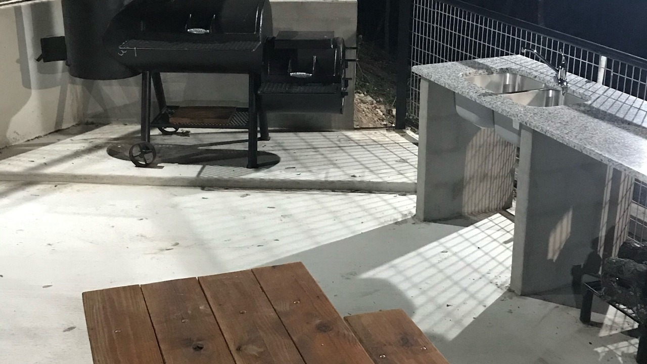 Photo of Patio Balcony in Concan