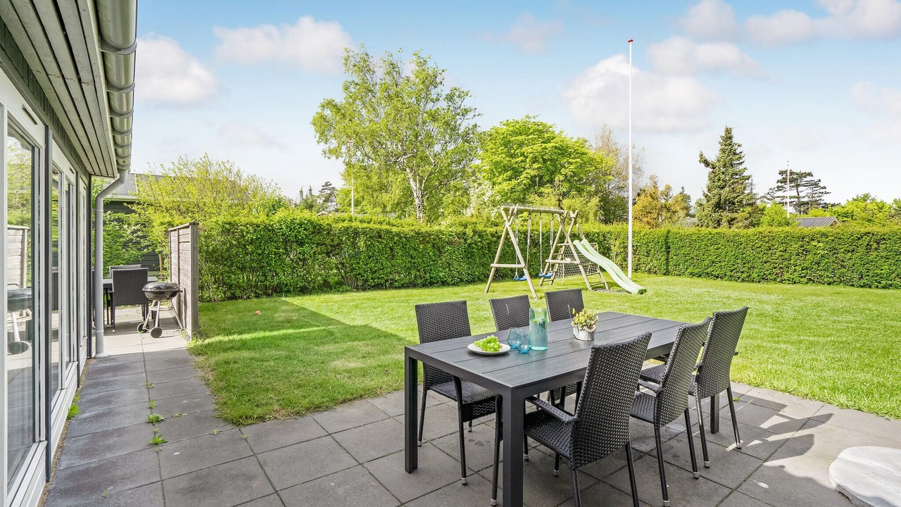 Photo of Others in Frolunde