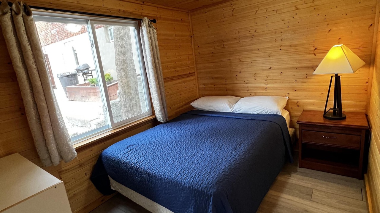 Photo of Bedroom in Wasaga Beach