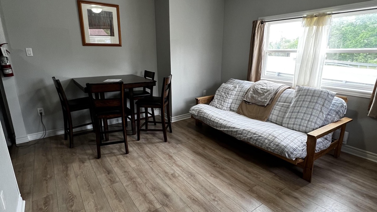 Photo of Livingroom in Wasaga Beach