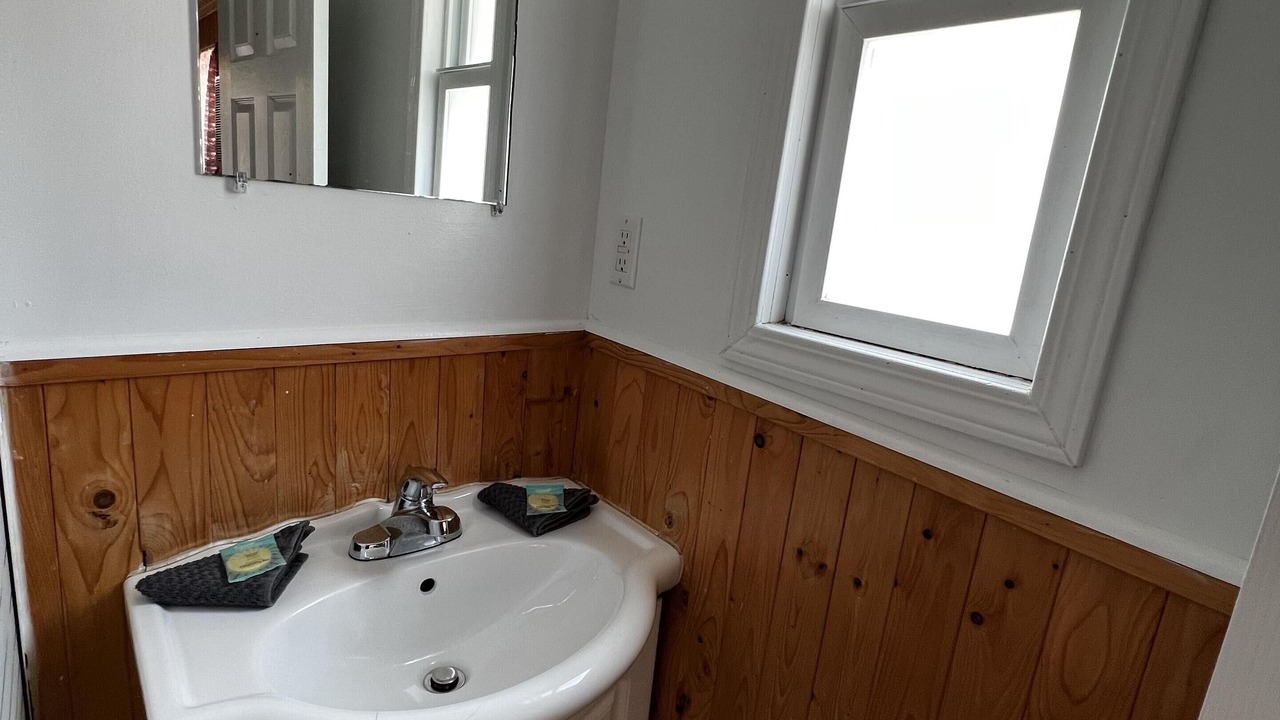 Photo of Bathroom in Wasaga Beach