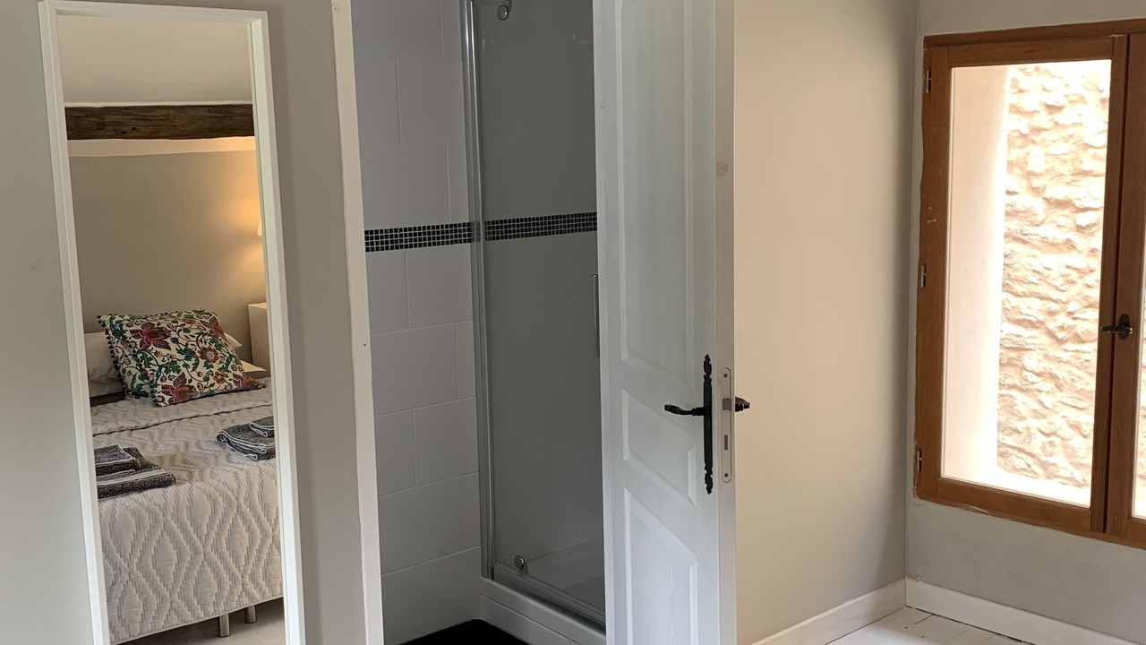 Photo of Bedroom in Quarante