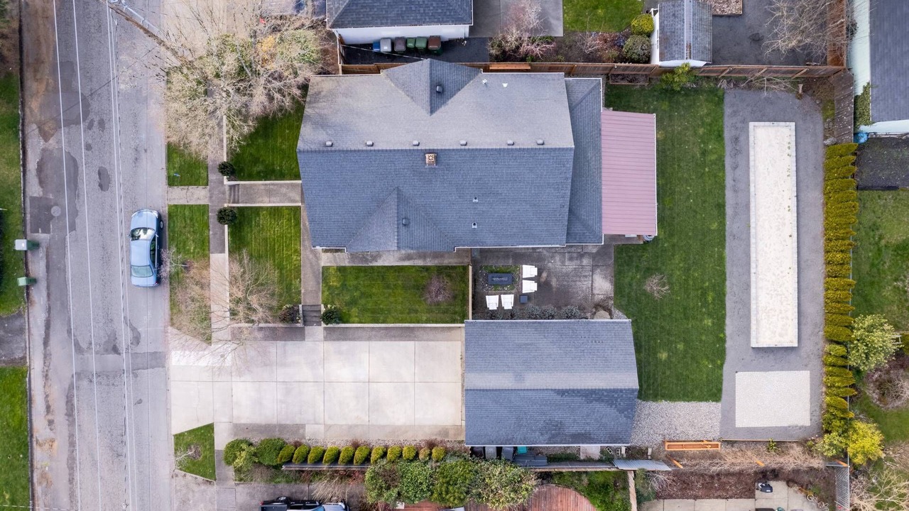 Photo of Others in Newberg