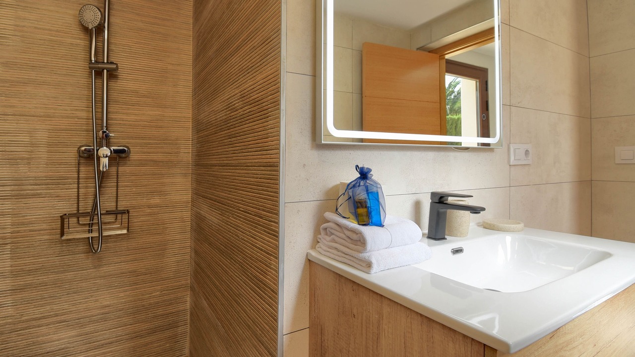 Photo of Bathroom in Panorama