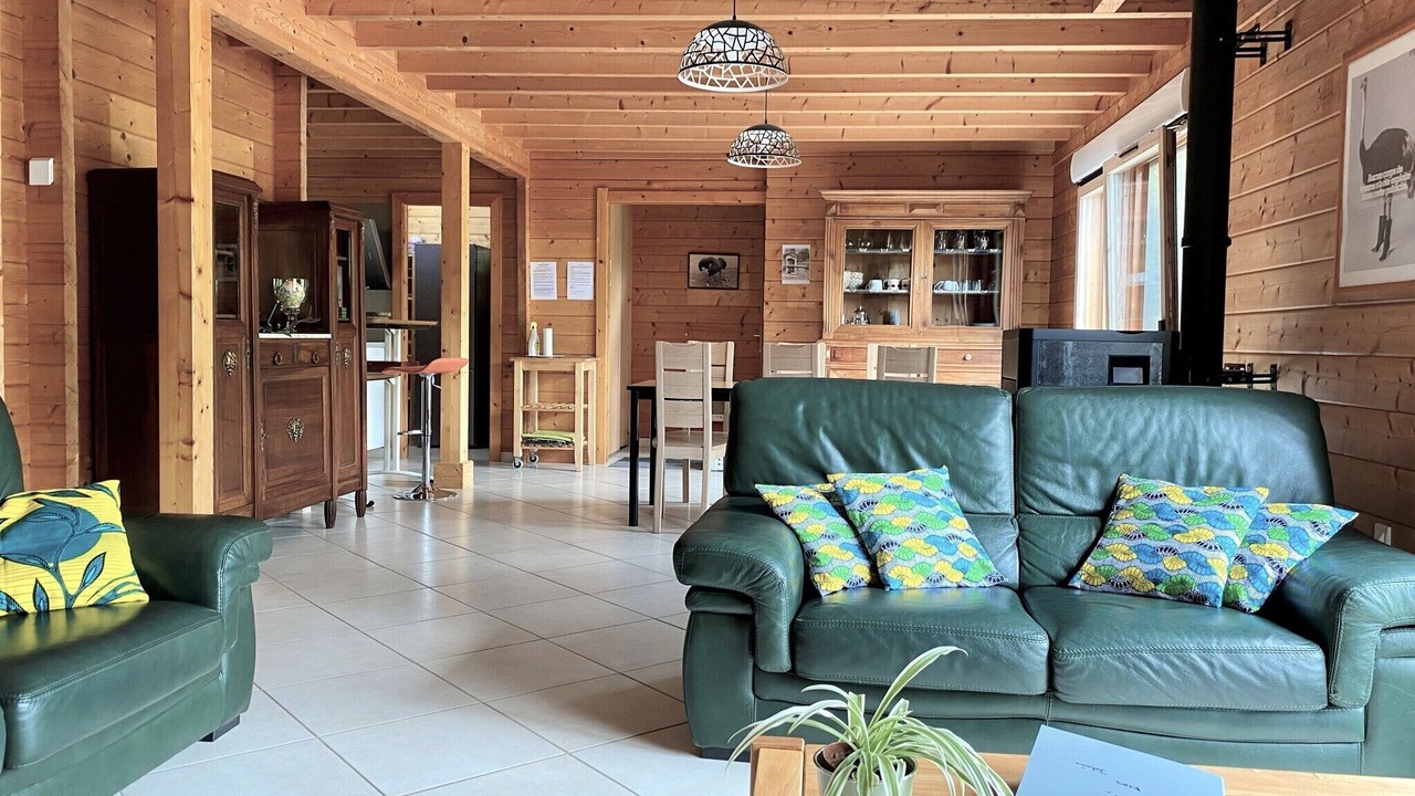 Photo of Livingroom in Baudement