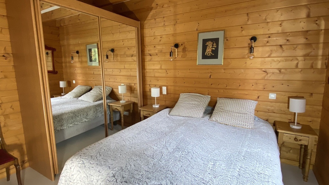 Photo of Bedroom in Baudement