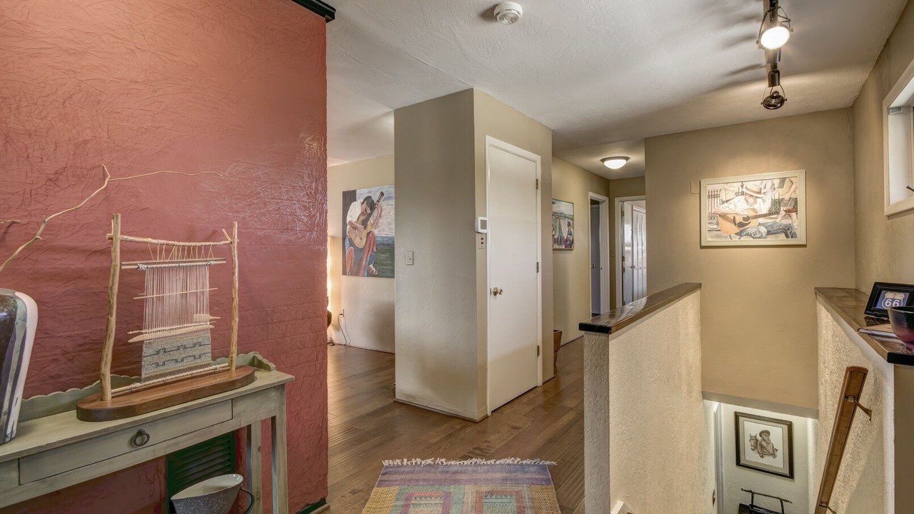 Photo of Bedroom in Canoncito