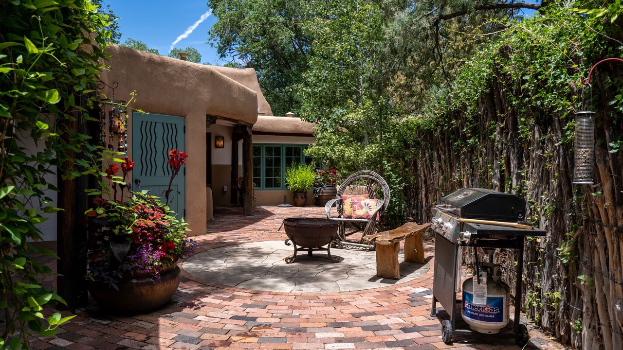 Photo of Others in Northeast Santa Fe