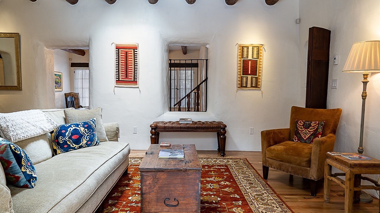 Photo of Livingroom in Northeast Santa Fe