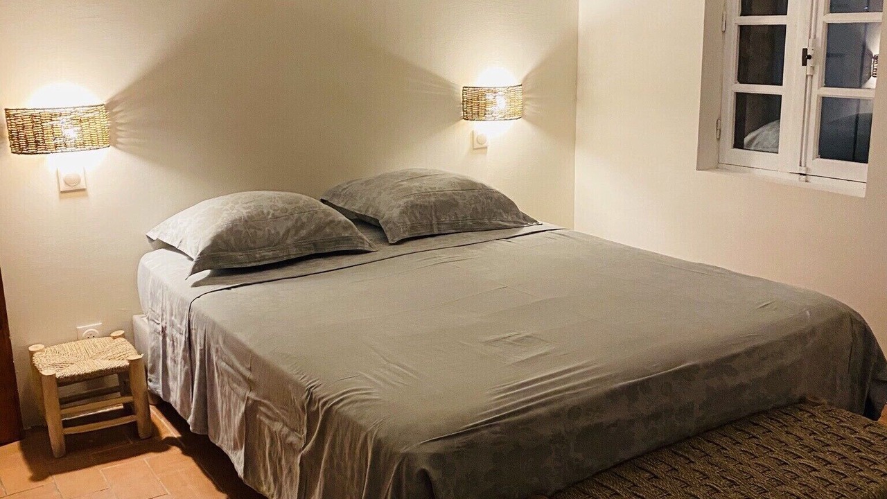 Photo of Bedroom in Roquefort-des-Corbieres
