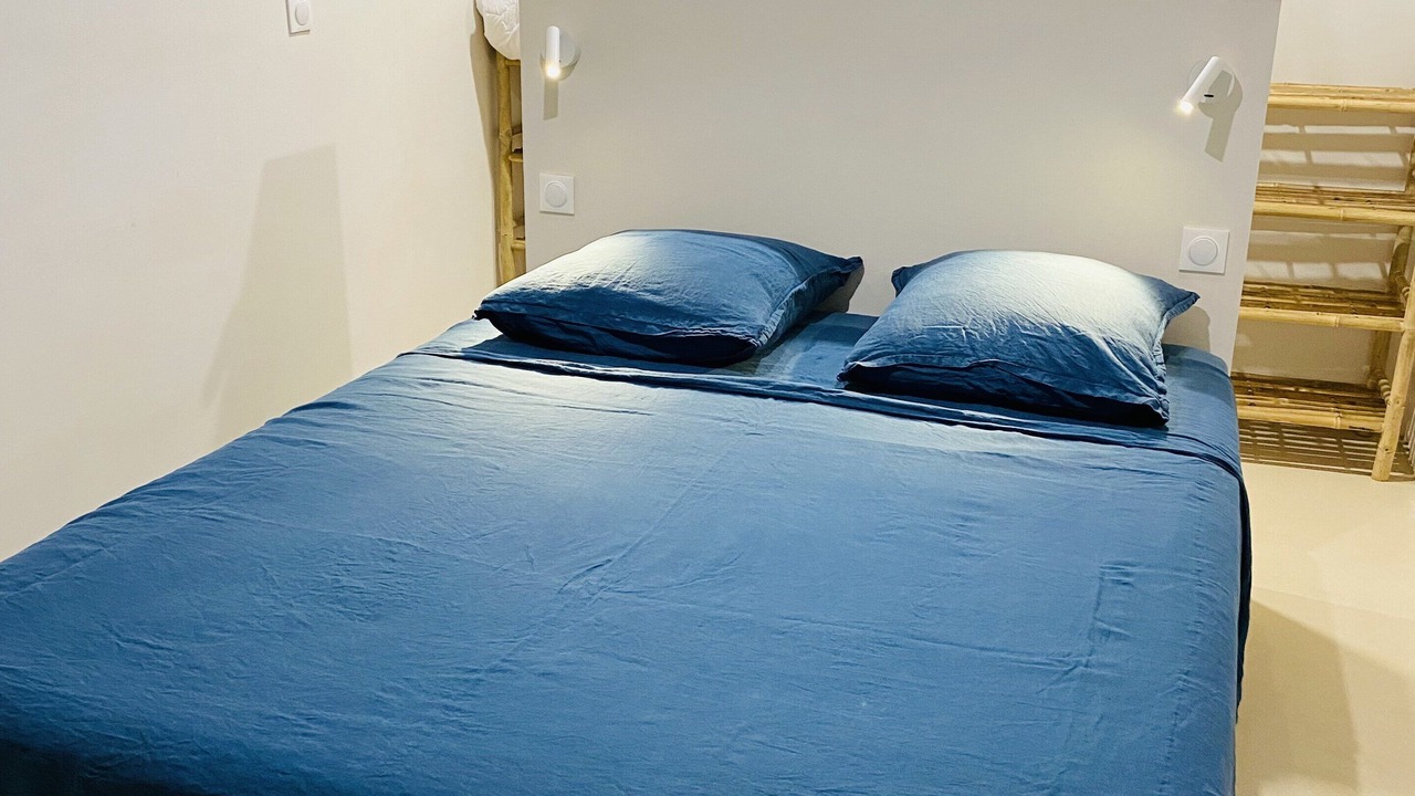 Photo of Bedroom in Roquefort-des-Corbieres