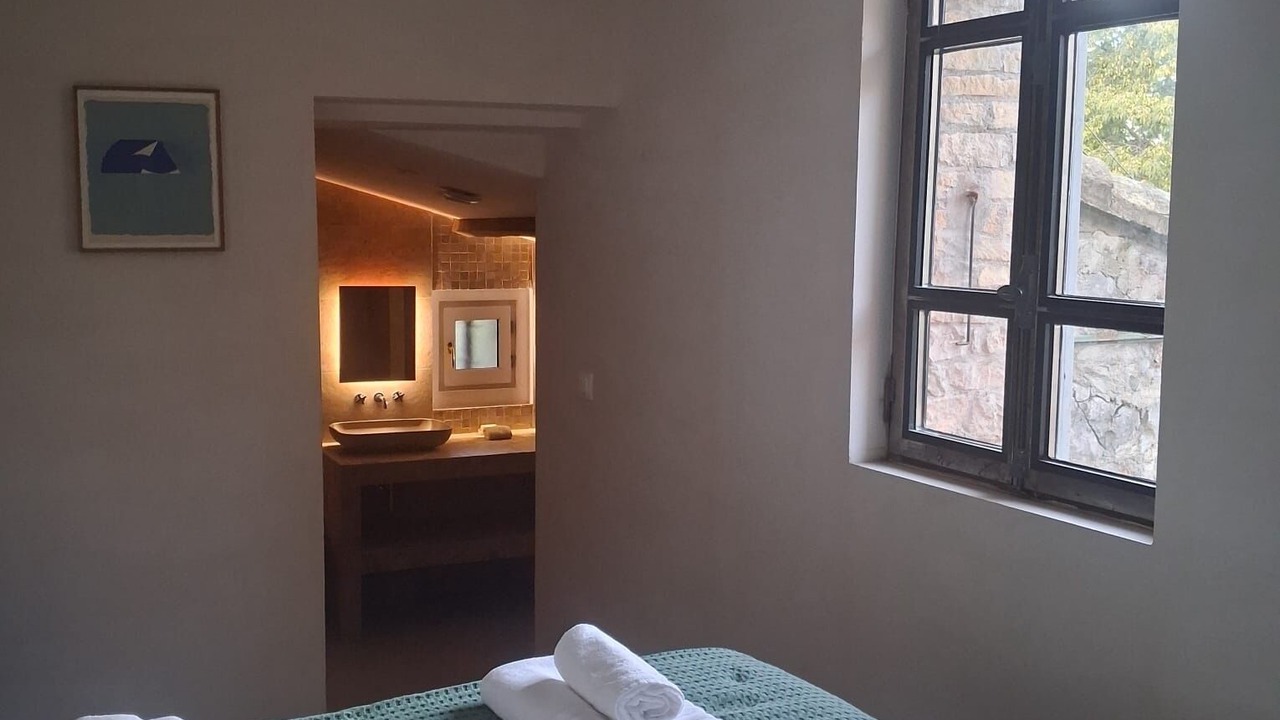Photo of Bedroom in Roquefort-des-Corbieres