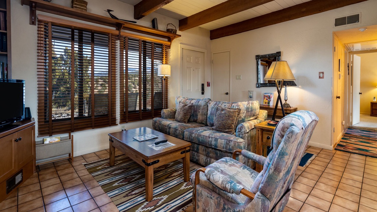 Photo of Livingroom in Northeast Santa Fe