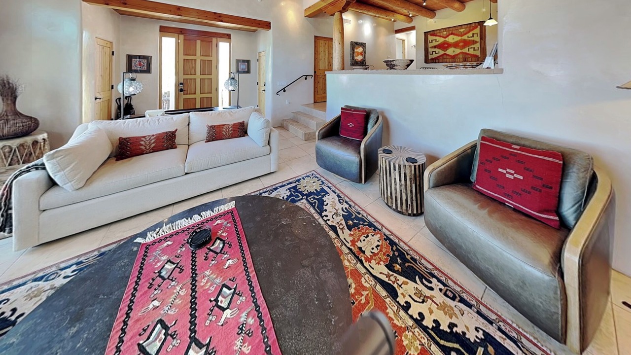 Photo of Livingroom in Tesuque