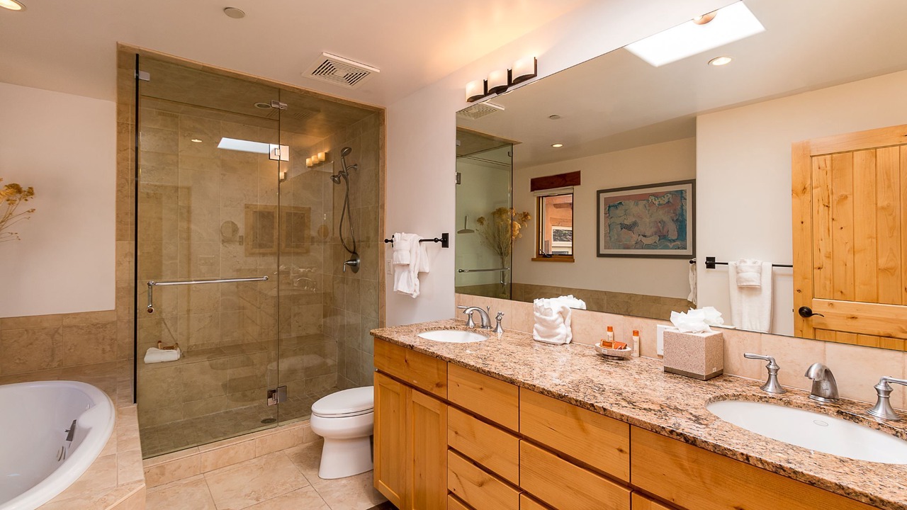 Photo of Bathroom in Tesuque