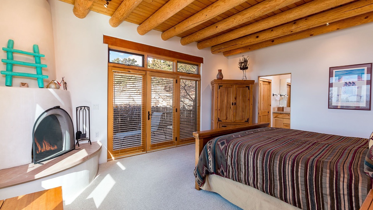 Photo of Livingroom in Tesuque