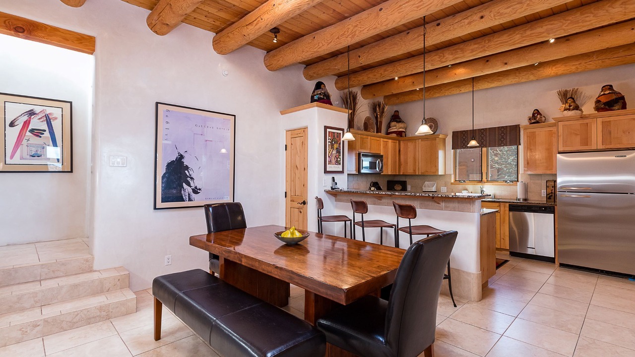 Photo of Livingroom in Tesuque