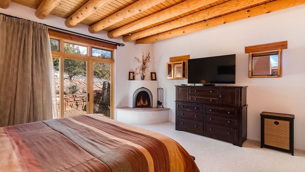 Photo of Livingroom in Tesuque