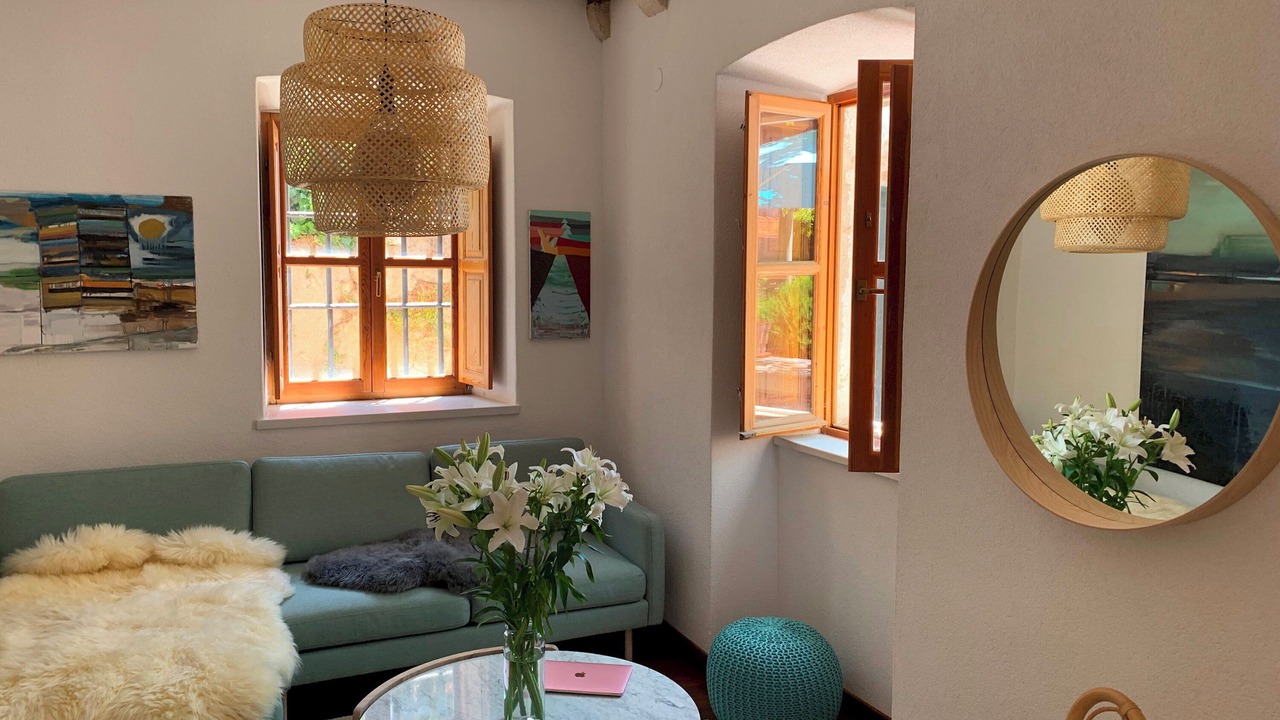 Photo of Livingroom in Pile