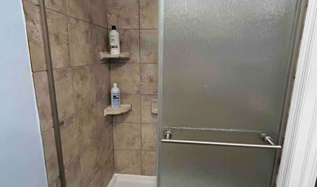 Photo of Bathroom in Reynoldsburg