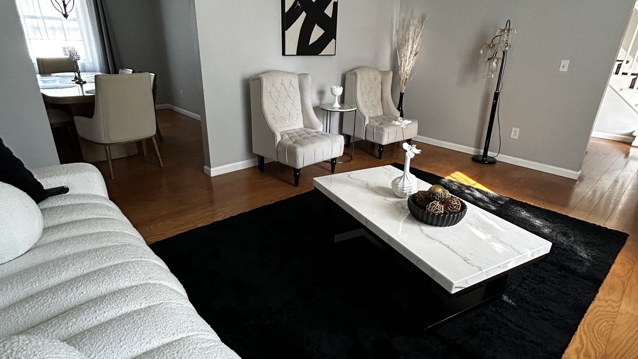 Photo of Livingroom in Reynoldsburg