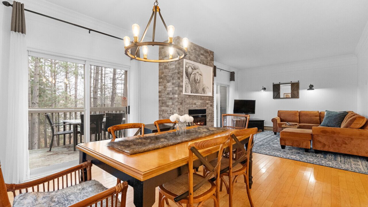 Photo of Livingroom in Mont-Tremblant