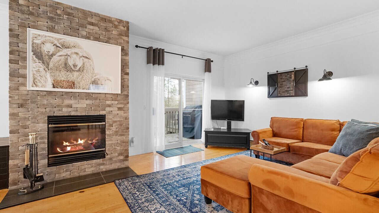 Photo of Livingroom in Mont-Tremblant