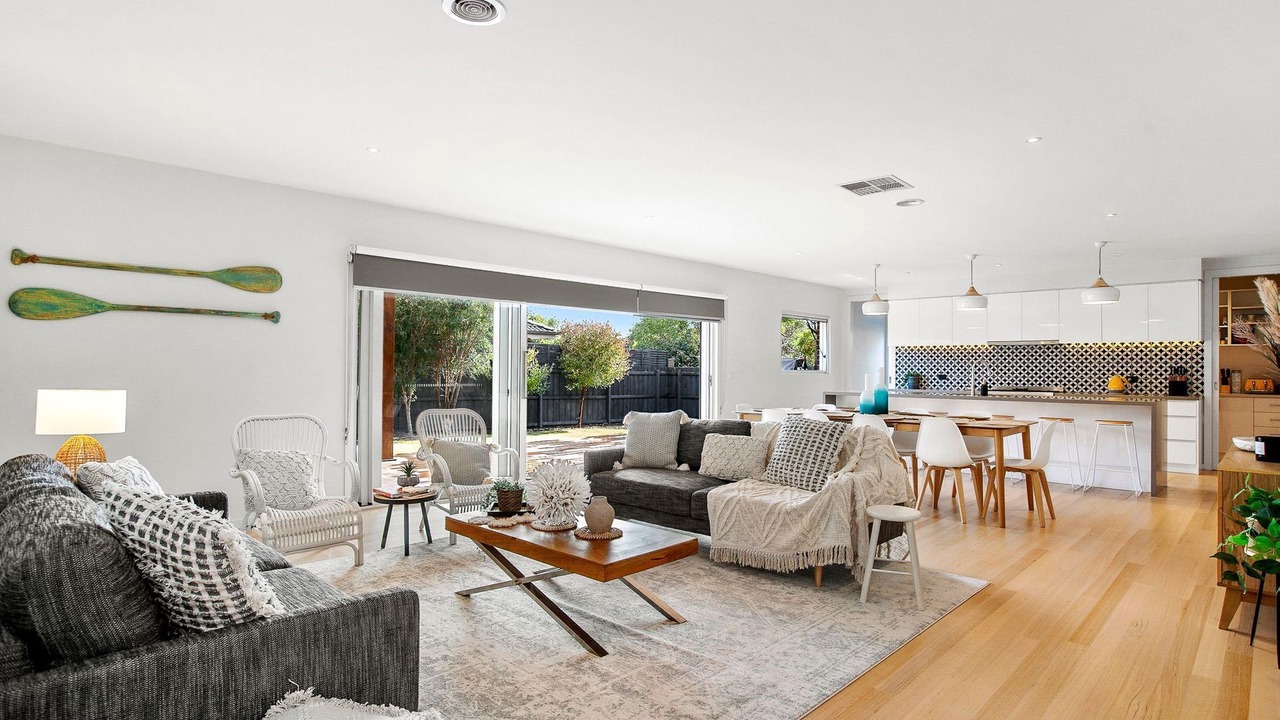 Photo of Livingroom in Safety Beach