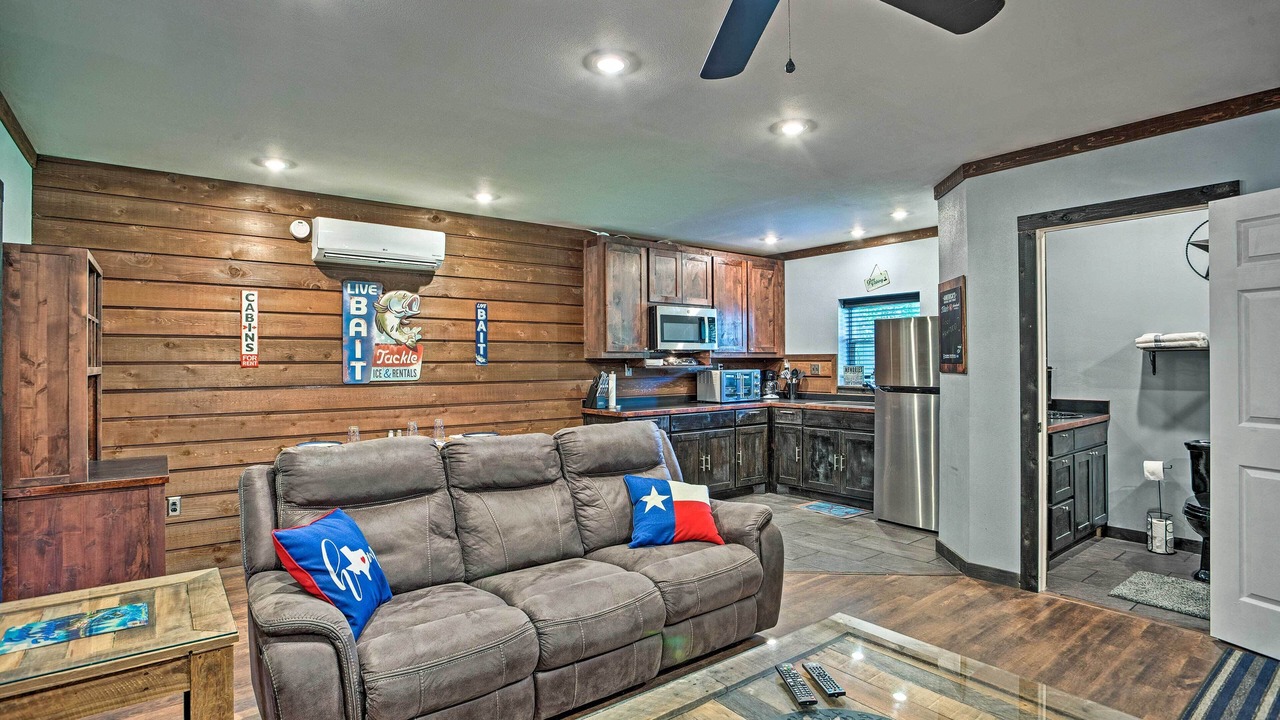 Photo of Bedroom in Quitman