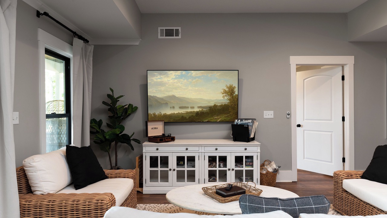 Photo of Livingroom in Eatonton