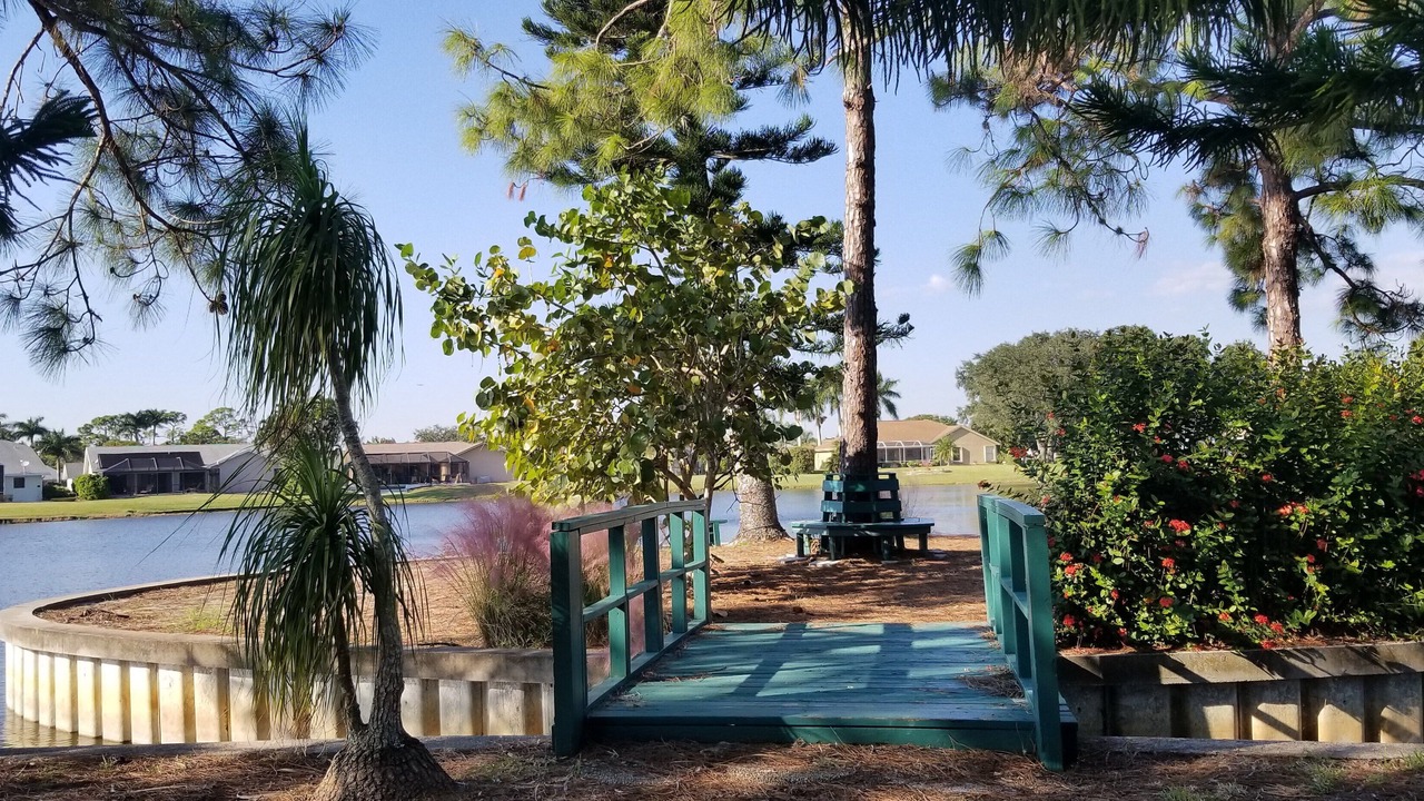 Photo of Outdoor in Fountain Lakes