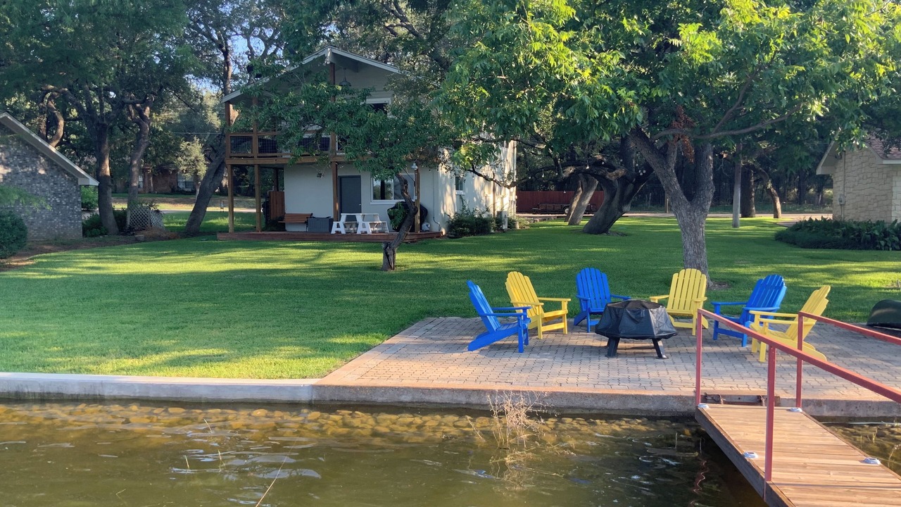 Photo of Patio Balcony in Buchanan Dam