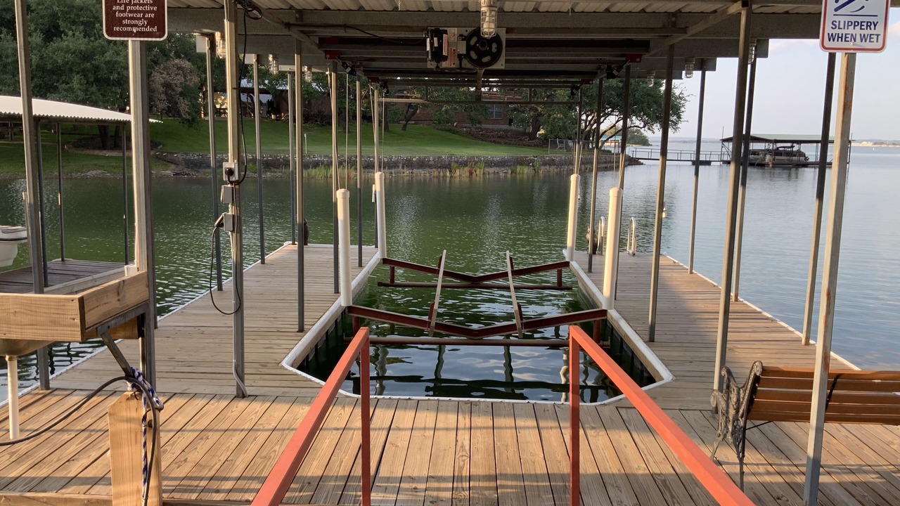 Photo of Outdoor in Buchanan Dam