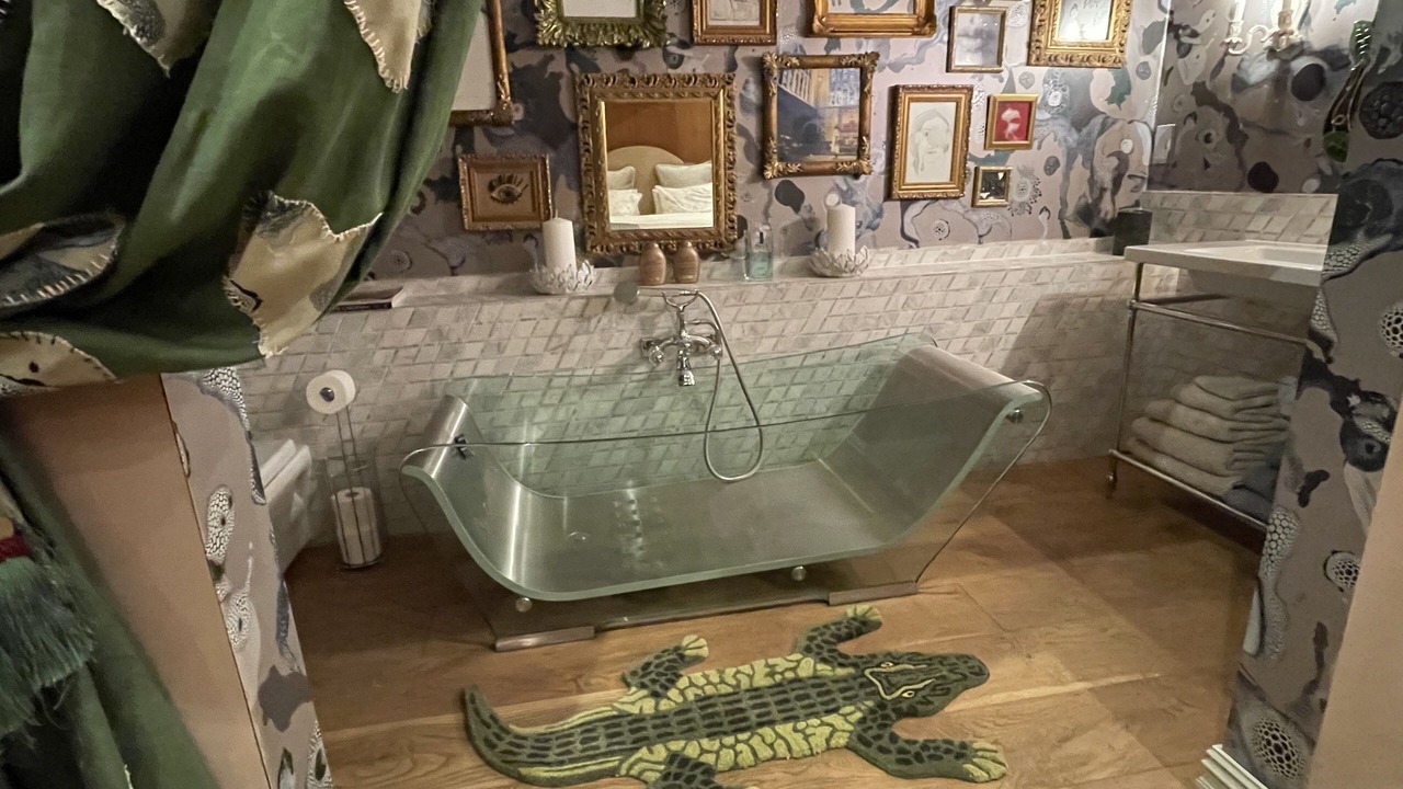 Photo of Bathroom in Sibford Gower