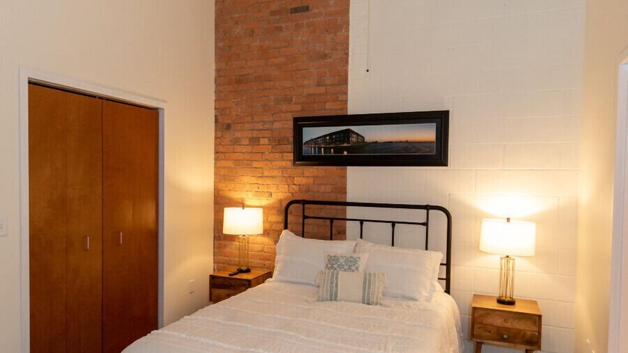 Photo of Bedroom in Sandusky