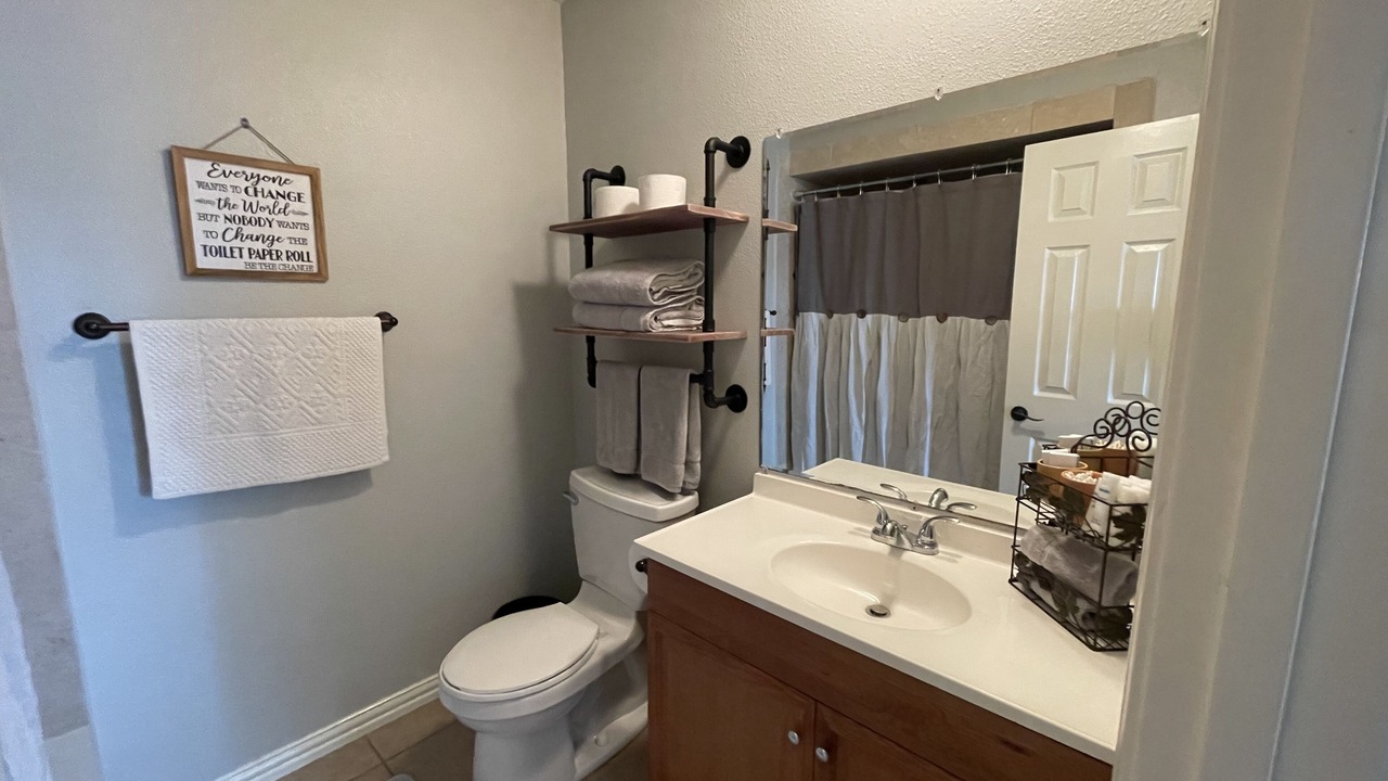 Photo of Bathroom in Allen