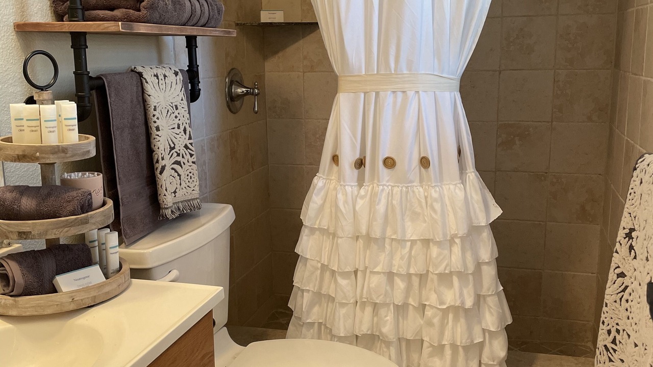 Photo of Bathroom in Allen
