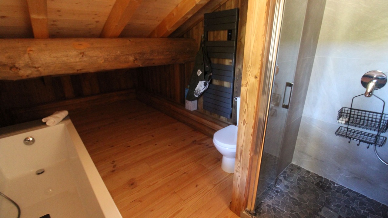 Photo of Bathroom in Font-Romeu-Odeillo-Via