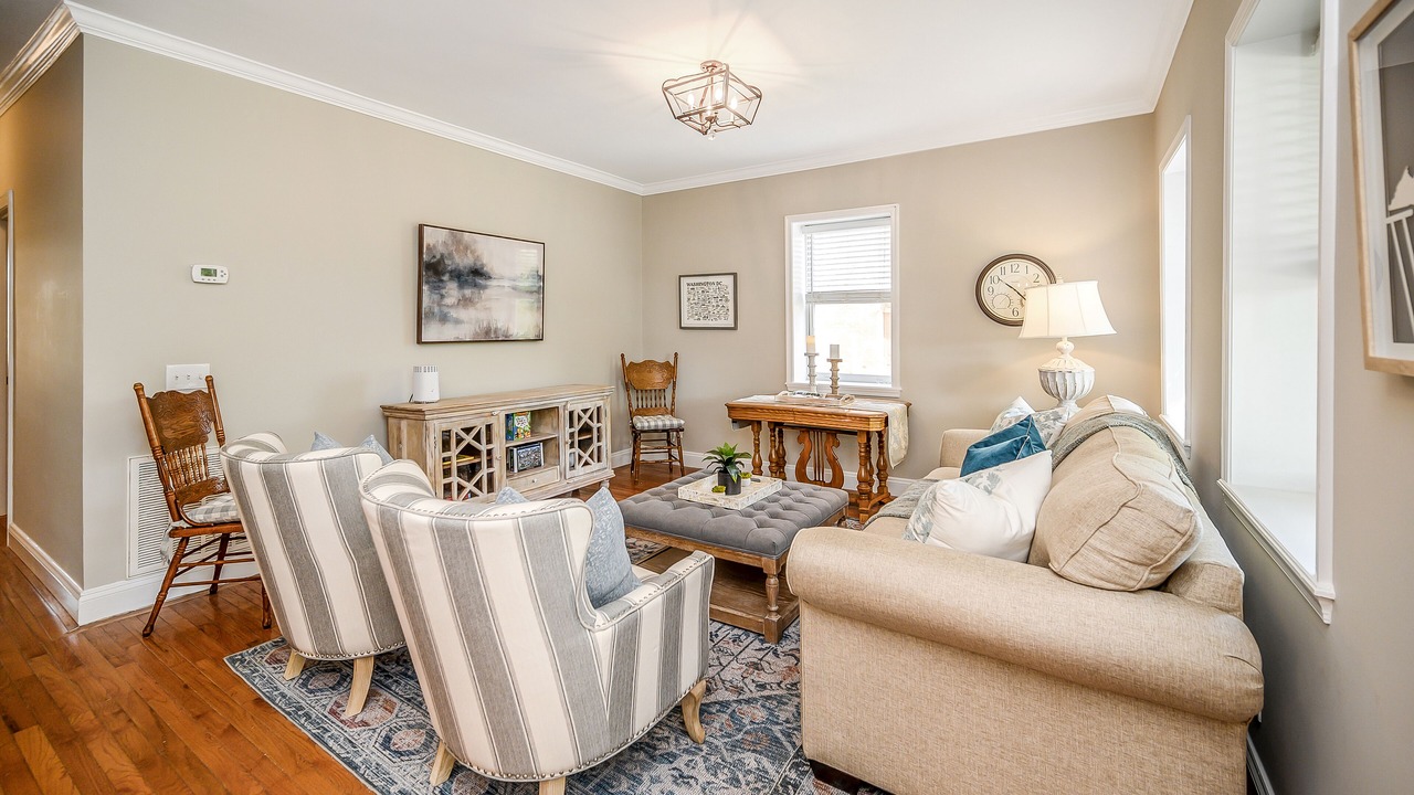 Photo of Livingroom in Falmouth
