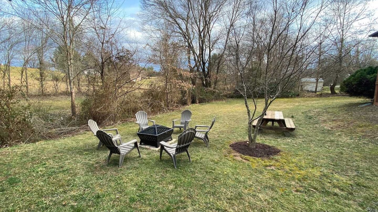 Photo of Outdoor in Candler