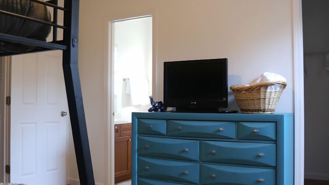 Photo of Bedroom in Candler